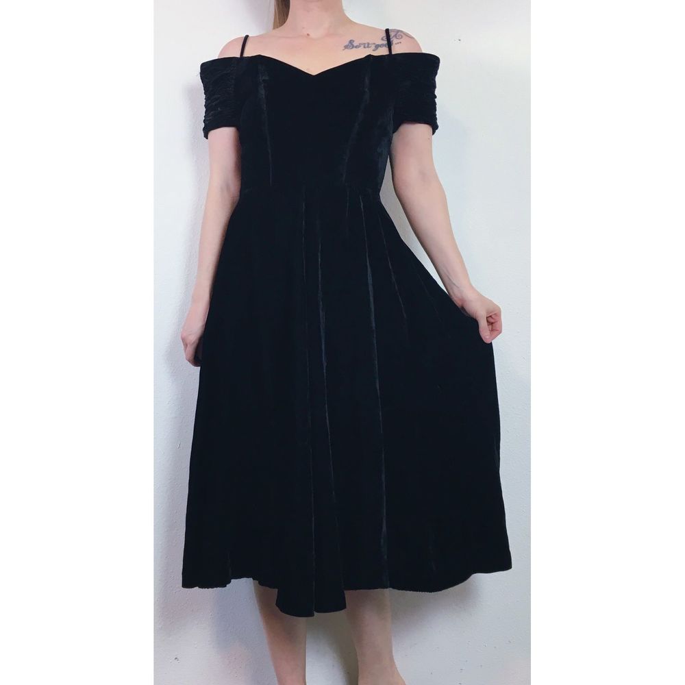 Vintage 80s Velvet Midi Fit Flare Cocktail Dress